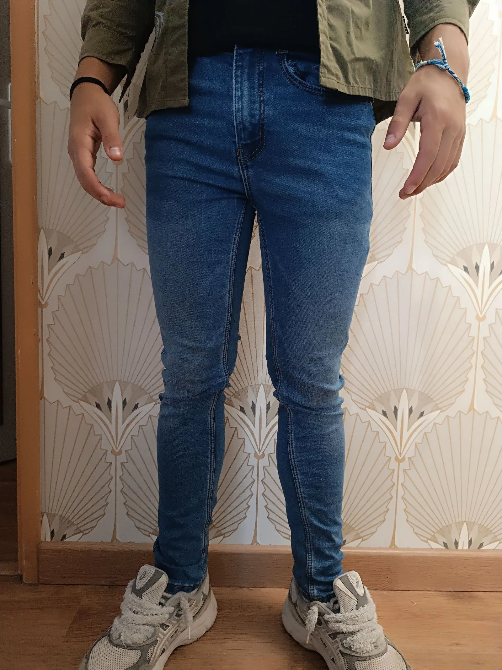 Jean skinny bleu clair taille 14 ans